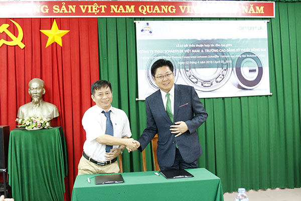 Trường Cao đẳng Kỹ thuật Đồng Nai và Công ty TNHH Schaeffler Việt Nam: Phối  hợp trong đào tạo kỹ thuật viên vận hành điện, cơ khí